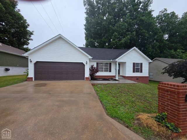 1401 Amanda Lane, Paragould, AR 72450