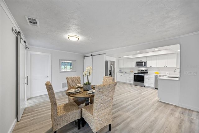 2900 SANDPIPER PLACE, Clearwater, FL 33762