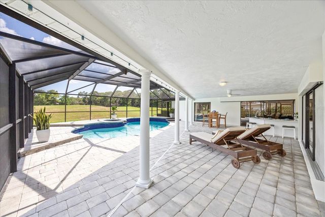 2900 SANDPIPER PLACE, Clearwater, FL 33762