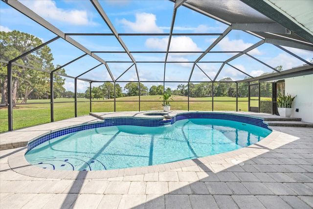 2900 SANDPIPER PLACE, Clearwater, FL 33762