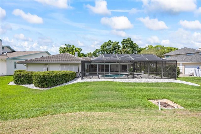 2900 SANDPIPER PLACE, Clearwater, FL 33762