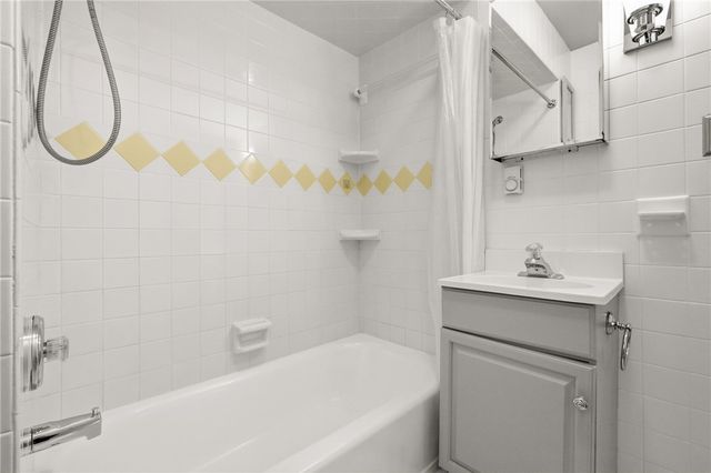 251 Allison Ave, Emsworth, PA 15202