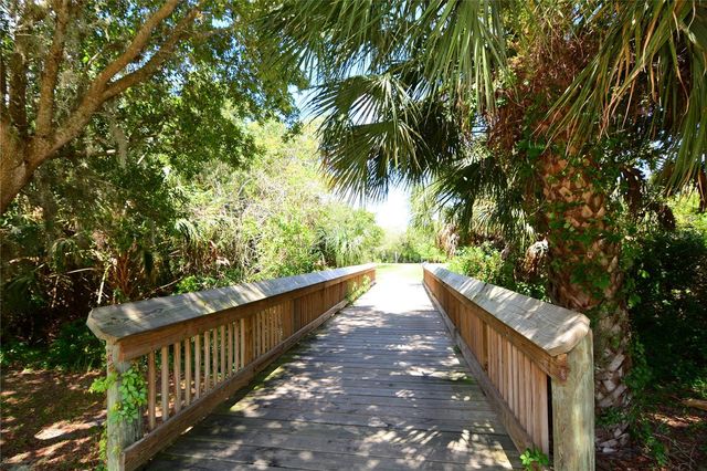 348 SNAPDRAGON LOOP, Bradenton, FL 34212