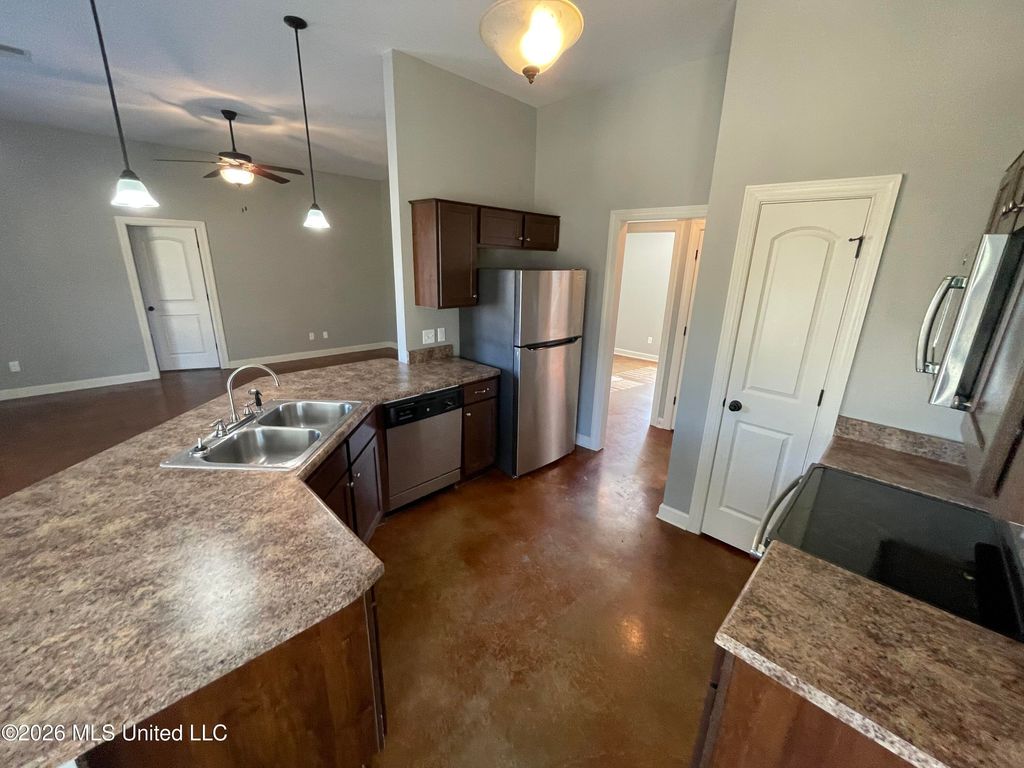 8723 Smith Ranch Drive, Southaven, MS 38671 — photo 4