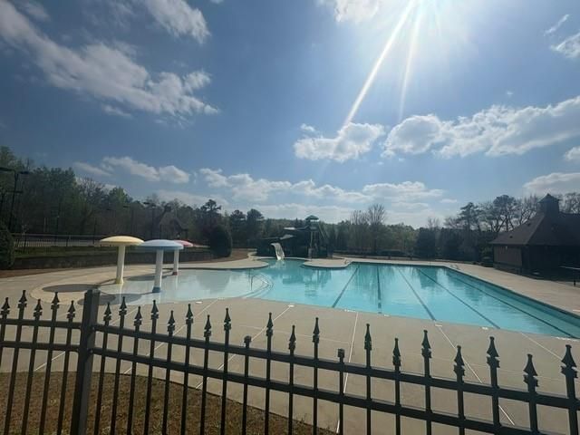 5030 Sierra Creek Drive, Hoschton, GA 30548