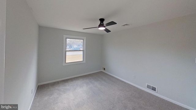 1922 MICHAEL RD, Waldorf, MD 20601