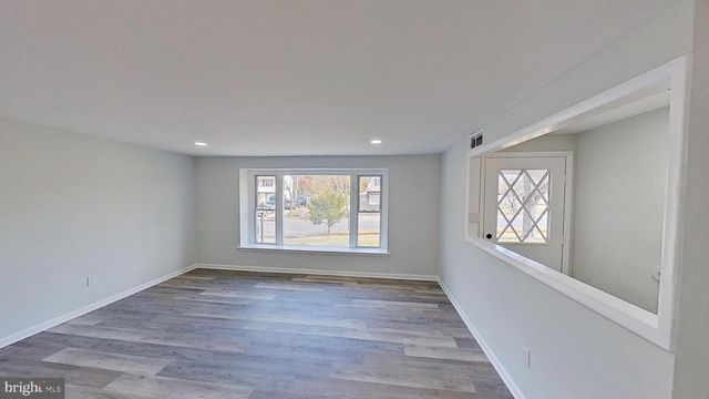 1922 MICHAEL RD, Waldorf, MD 20601