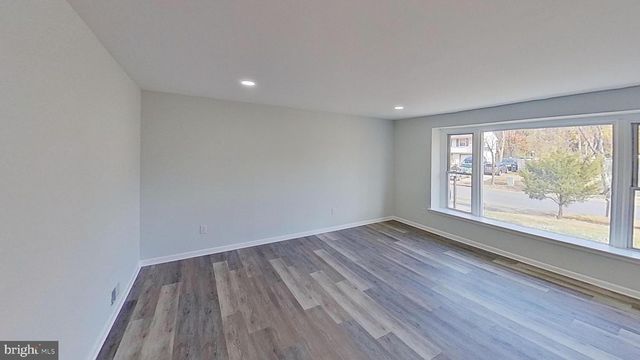 1922 MICHAEL RD, Waldorf, MD 20601