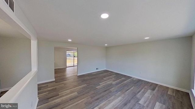 1922 MICHAEL RD, Waldorf, MD 20601