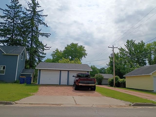 501 9TH STREET, Merrill, WI 54452