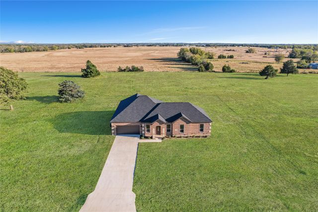398 Private Road 7413, Wills Point, TX 75169