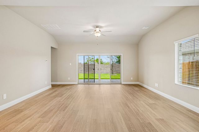 3229 Scorpion Lane, Fort Worth, TX 76179