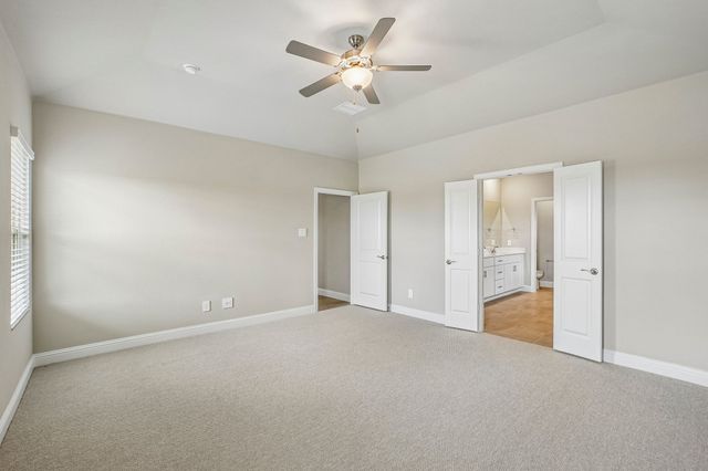 3229 Scorpion Lane, Fort Worth, TX 76179