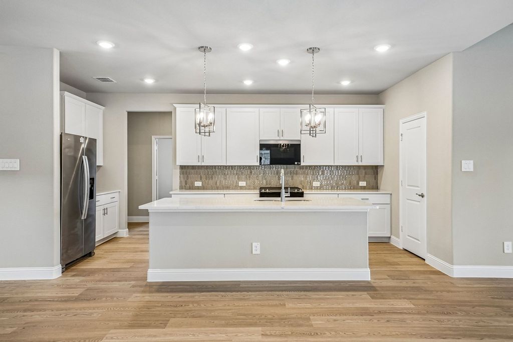 3229 Scorpion Lane, Fort Worth, TX 76179