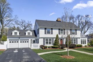 306 Vincennes CIRCLE, Racine, WI 53402
