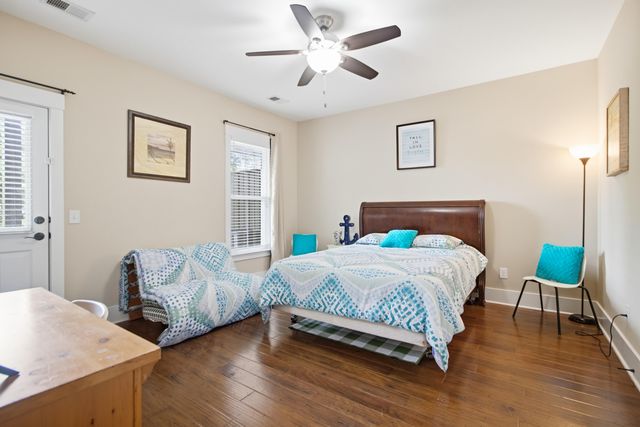 1880 Carolina Towne Court, Mount Pleasant, SC 29464