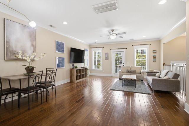 1880 Carolina Towne Court, Mount Pleasant, SC 29464