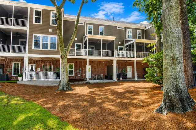 1880 Carolina Towne Court, Mount Pleasant, SC 29464