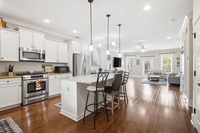 1880 Carolina Towne Court, Mount Pleasant, SC 29464