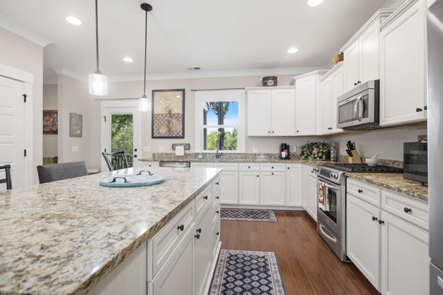 1880 Carolina Towne Court, Mount Pleasant, SC 29464
