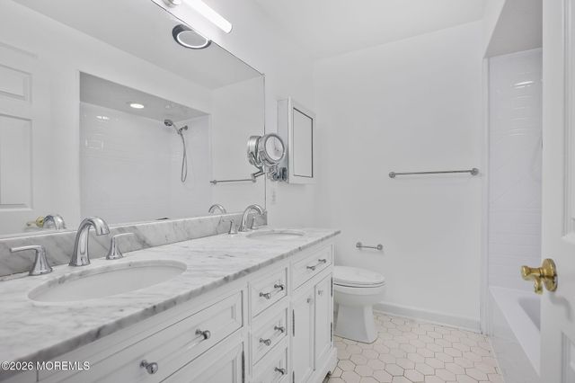 4 Claire Court, Matawan, NJ 07747