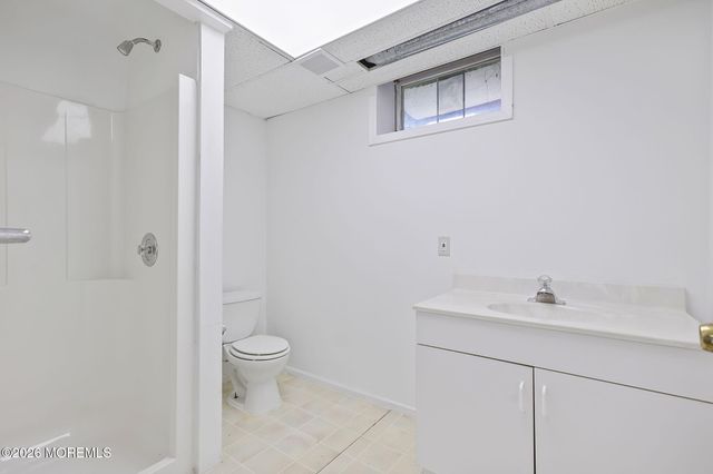 4 Claire Court, Matawan, NJ 07747