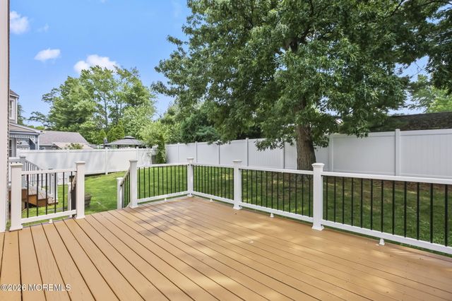 4 Claire Court, Matawan, NJ 07747