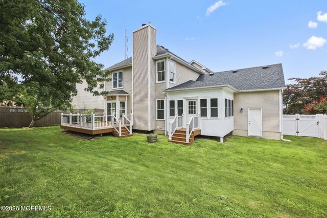 4 Claire Court, Matawan, NJ 07747