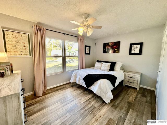 7107 Florence Street, La Vista, NE 68128