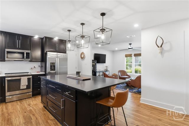 9 Drake Drive, Savannah, GA 31406