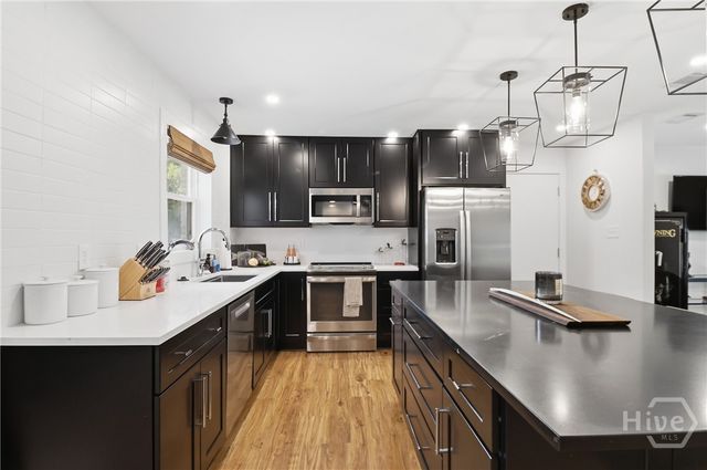9 Drake Drive, Savannah, GA 31406