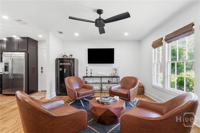 9 Drake Drive, Savannah, GA 31406