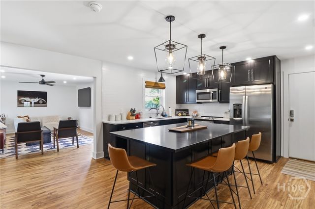 9 Drake Drive, Savannah, GA 31406