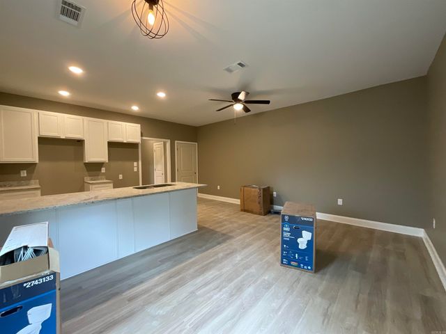 409 & 411 E Center Street, Jacksonville, AR 72076