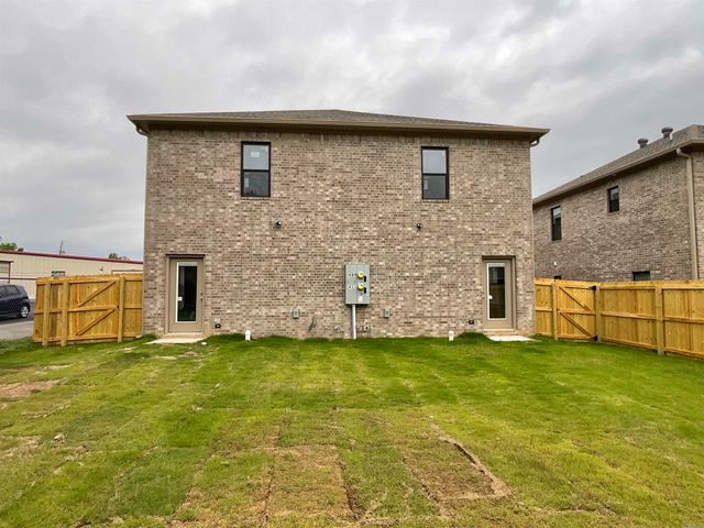 409 & 411 E Center Street, Jacksonville, AR 72076
