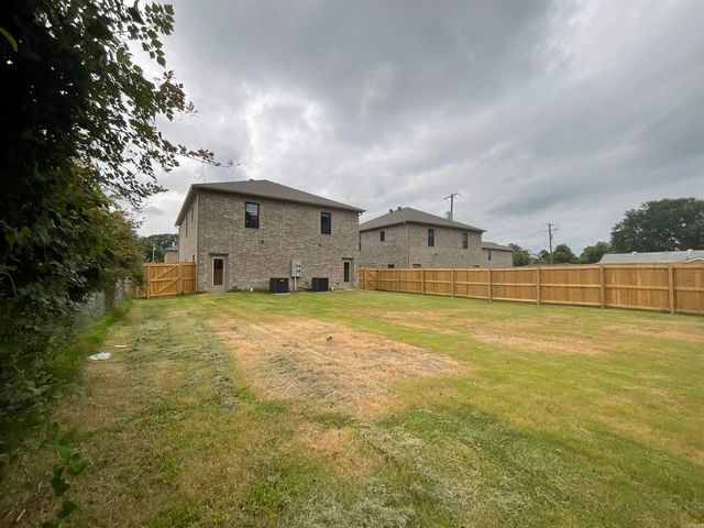 409 & 411 E Center Street, Jacksonville, AR 72076