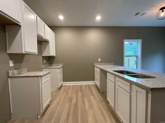 409 & 411 E Center Street, Jacksonville, AR 72076