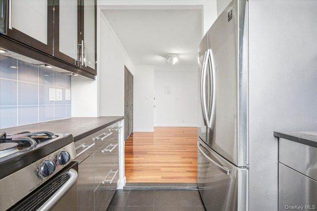 118-17 Union Turnpike 12G, Forest Hills, NY 11375