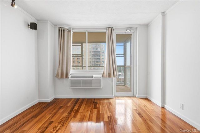 118-17 Union Turnpike 12G, Forest Hills, NY 11375