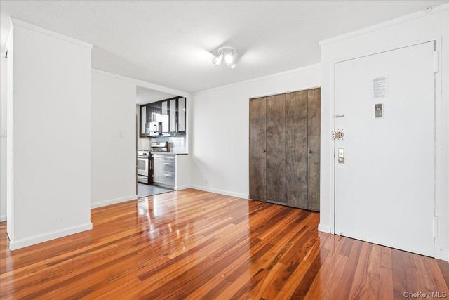 118-17 Union Turnpike 12G, Forest Hills, NY 11375