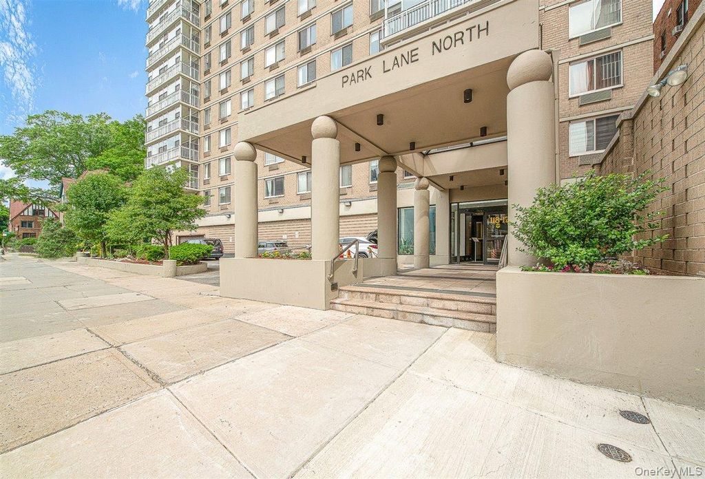 118-17 Union Turnpike 12G, Forest Hills, NY 11375