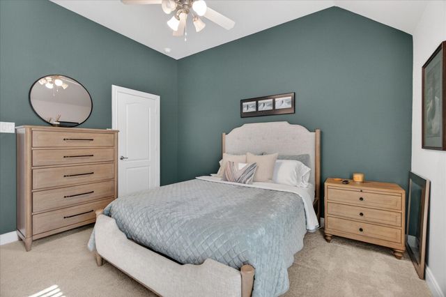 11903 Champions Forest Drive, Mont Belvieu, TX 77535