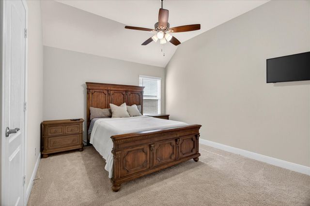 11903 Champions Forest Drive, Mont Belvieu, TX 77535