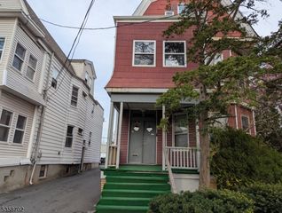 262 Oakwood Ave, City Of Orange Twp., NJ 07050