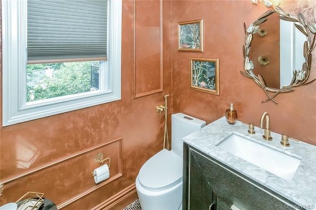 433 New Rochelle Road, Bronxville, NY 10708