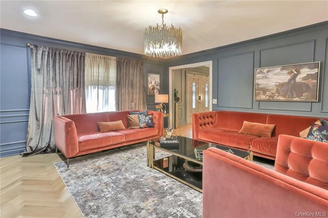 433 New Rochelle Road, Bronxville, NY 10708