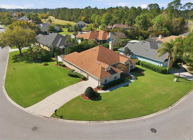 933 Oxford Dr, St Augustine, FL 32084