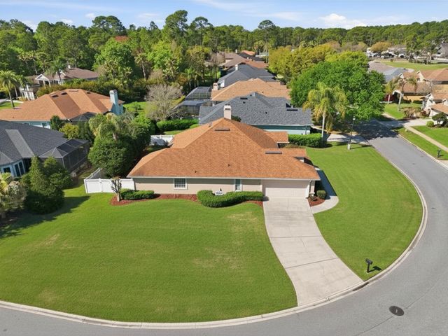 933 Oxford Dr, St Augustine, FL 32084