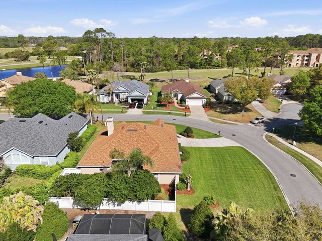 933 Oxford Dr, St Augustine, FL 32084