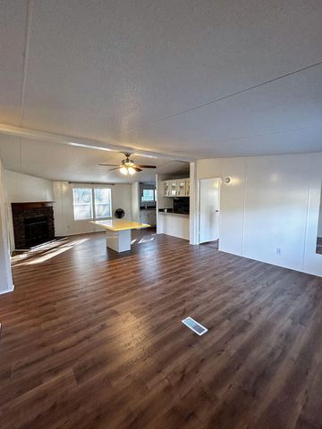 2244 Jeannie Street, Navarre, FL 32566